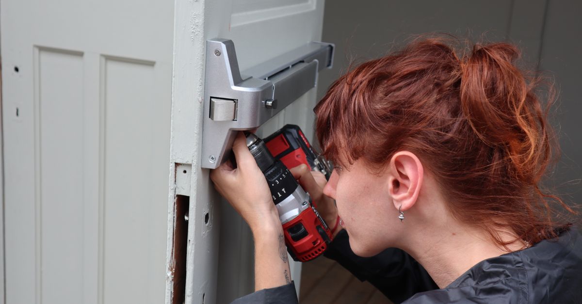 locksmith service technician — Sugar Hill Locksmith